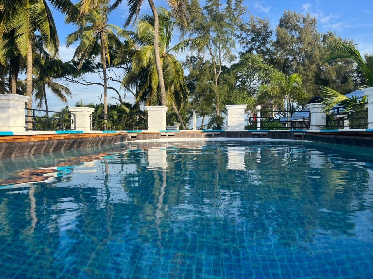 Ceylonta Beach Resort And Spa هامبانتوتا المظهر الخارجي الصورة